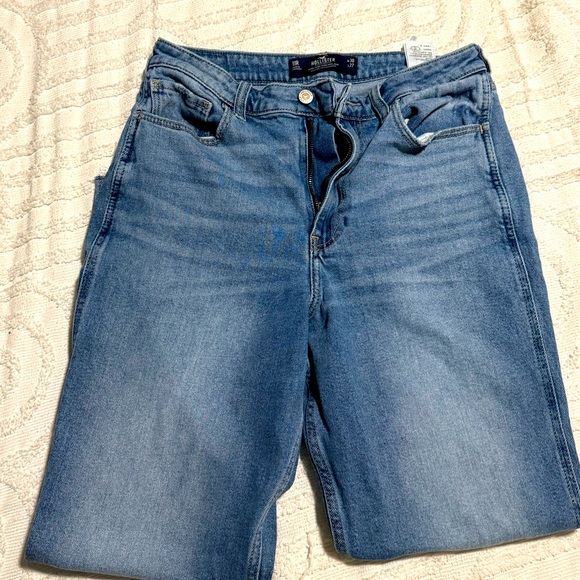 Ultra High-Rise Mom jeans - Picture 7 of 8